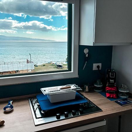 Apartament Bilocale Affacciato Sullo Stretto Mesyna Zewnętrze zdjęcie