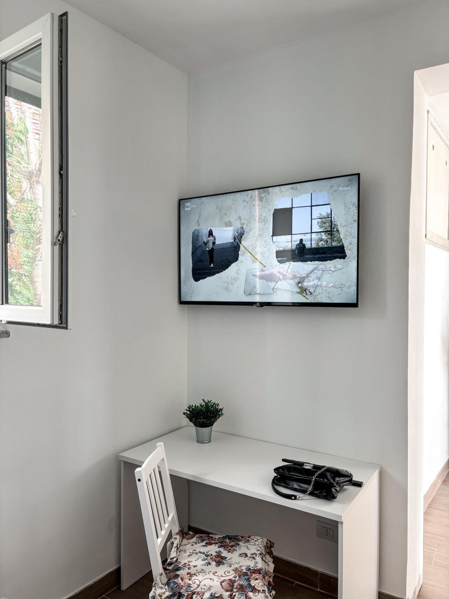 Apartament Bilocale Affacciato Sullo Stretto Mesyna Zewnętrze zdjęcie