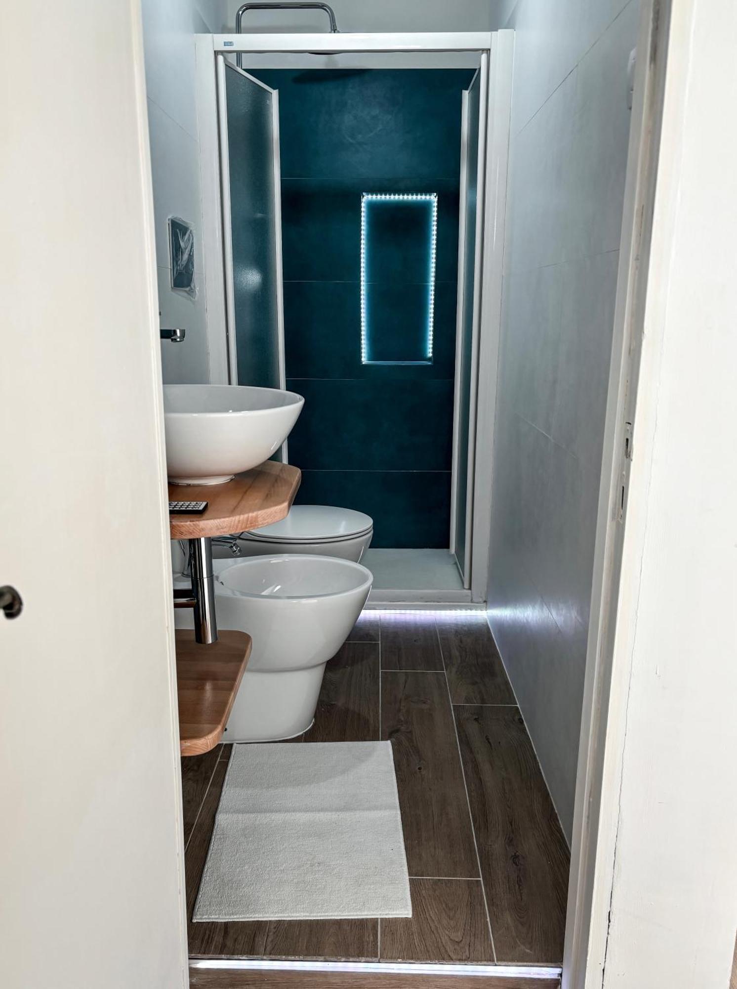 Apartament Bilocale Affacciato Sullo Stretto Mesyna Zewnętrze zdjęcie